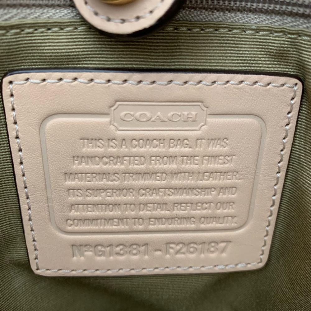 Coach Handbag - Picture 6 of 7